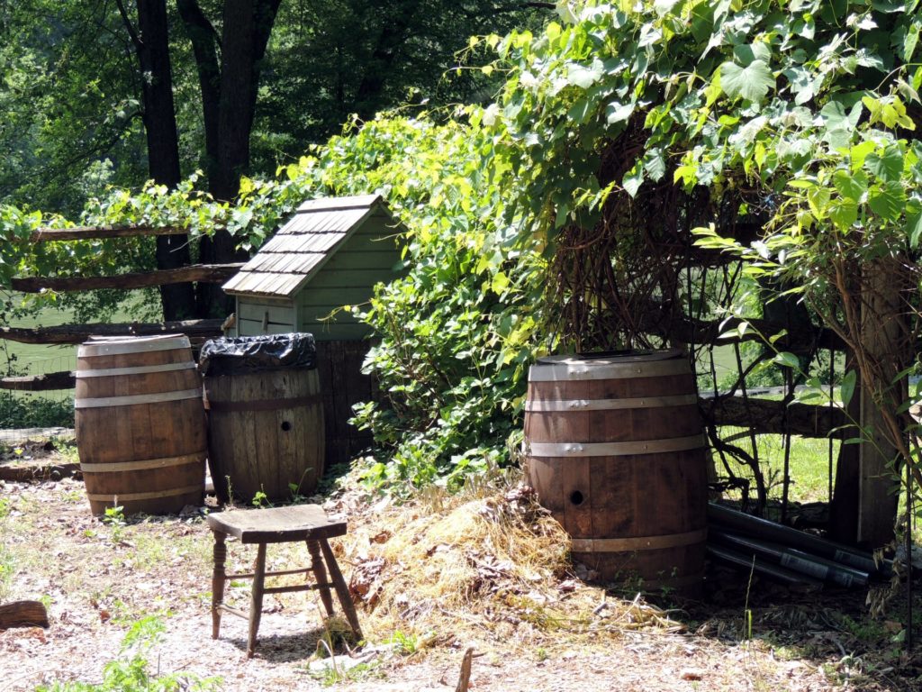 primitive-garden-rain-barrels