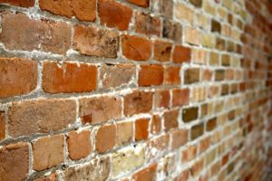 wall-of-bricks-445604_640