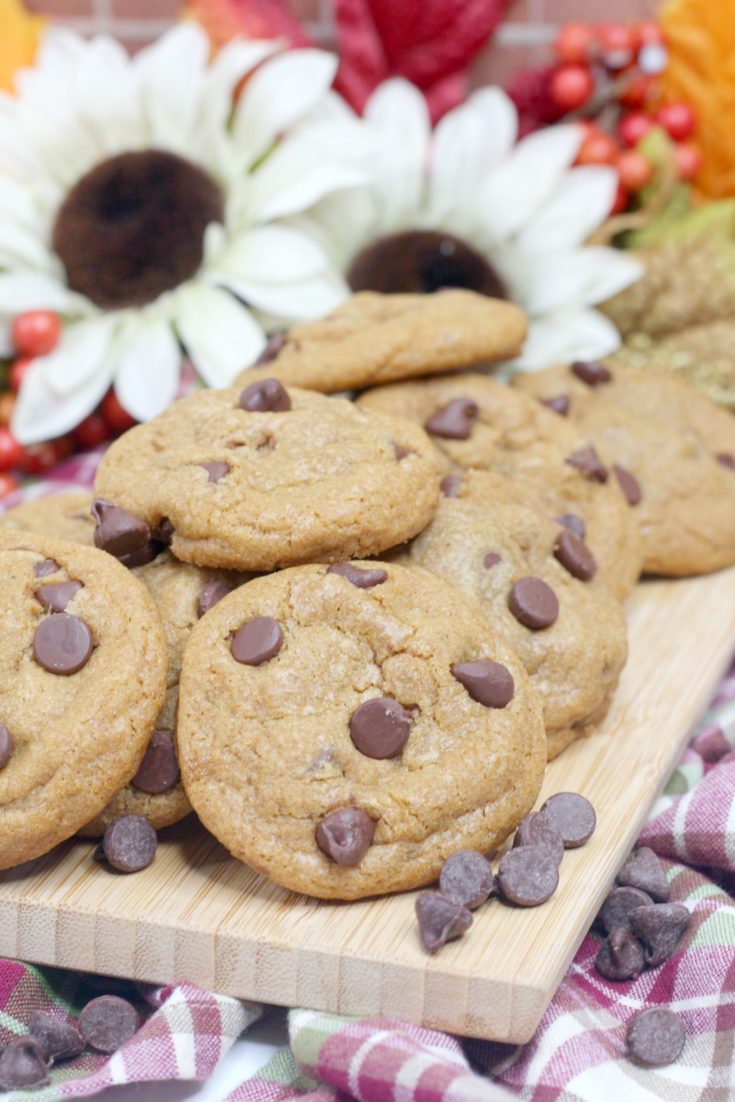 Pumpkin Spice Chocolate Chip Cookies